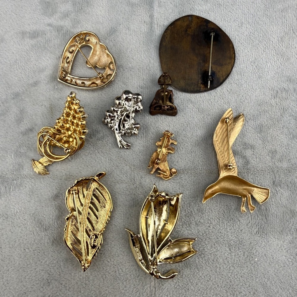 Vintage Brooch Lot Bird Flower Dog Leaf Heart - Picture 2 of 12